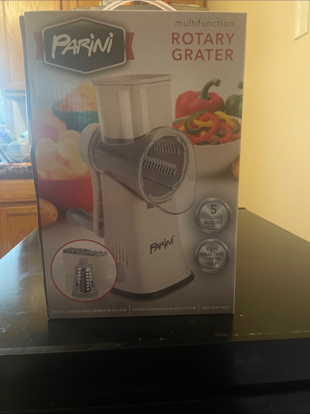 Parini Multifunction Rotary Grater in White